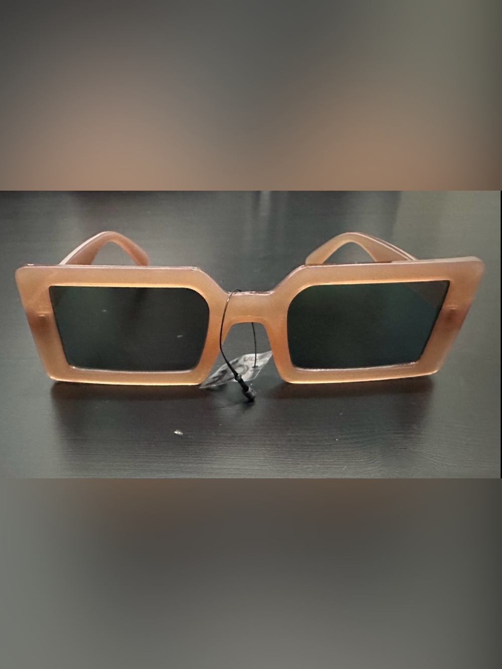 Retro-Inspired Rectangular Sunglasses for Women. UV400